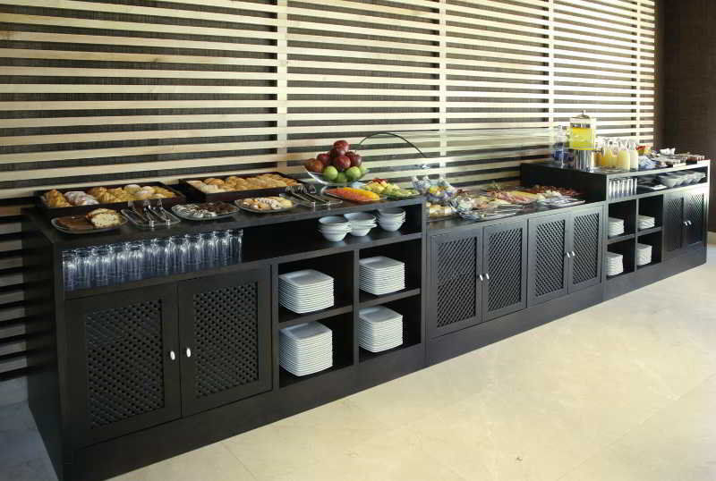 Nh Alcorcon Hotell Exteriör bild